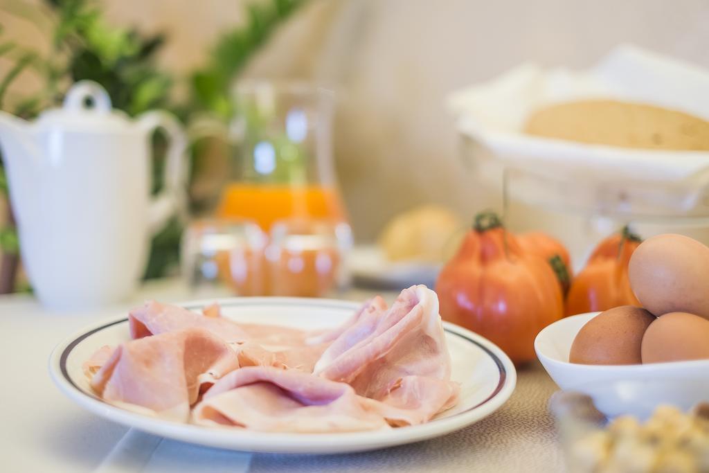 Costa Catterina B&B Castagnito Eksteriør billede