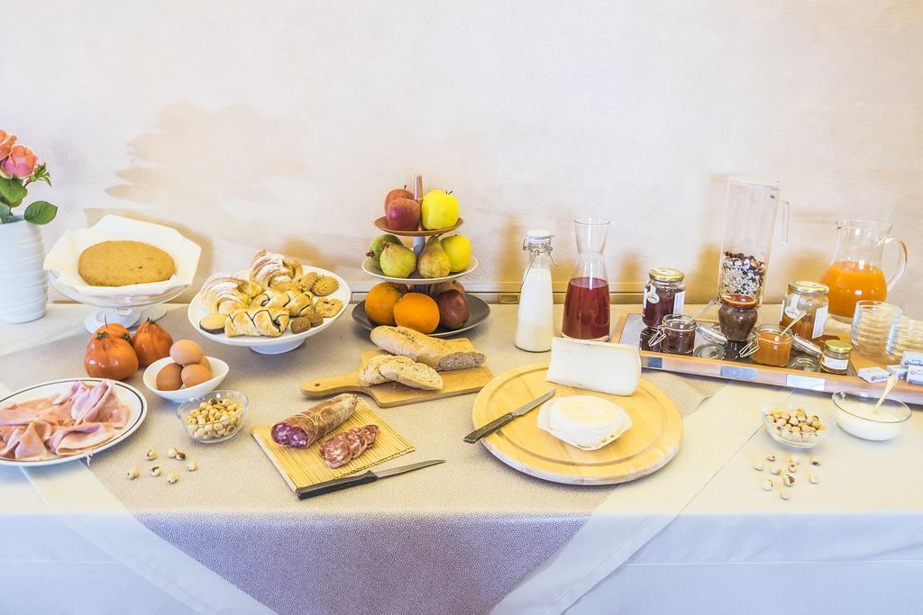 Costa Catterina B&B Castagnito Eksteriør billede