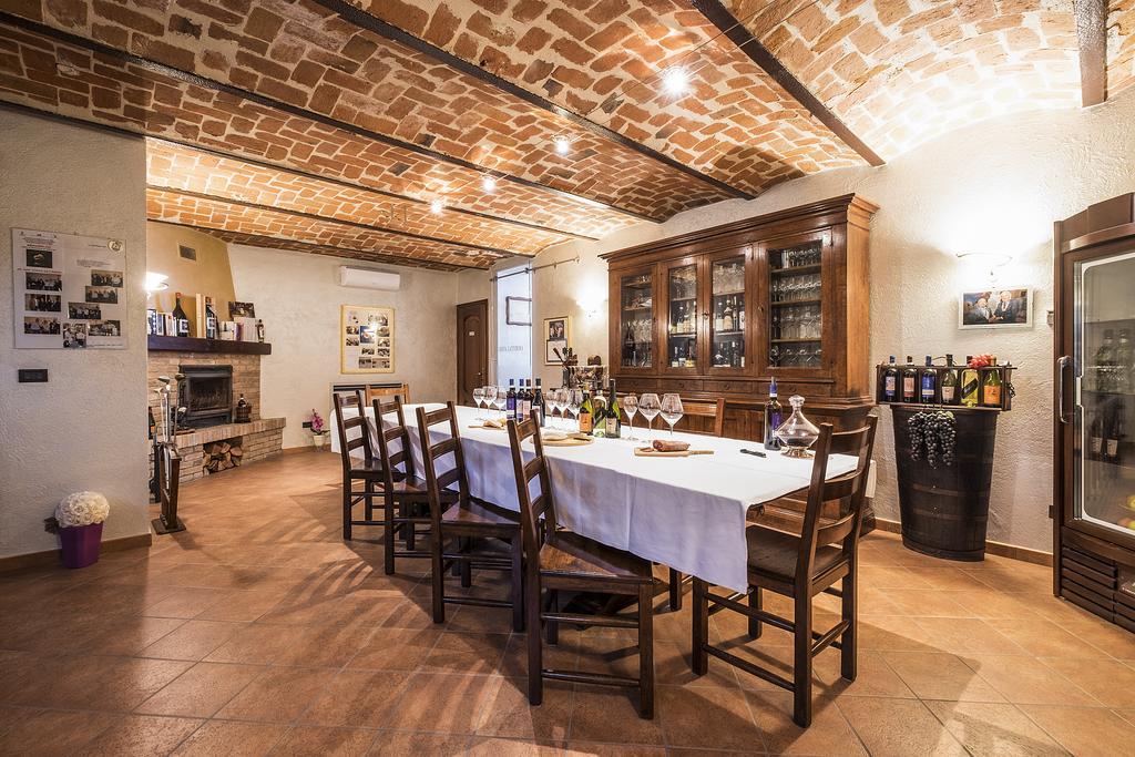 Costa Catterina B&B Castagnito Eksteriør billede