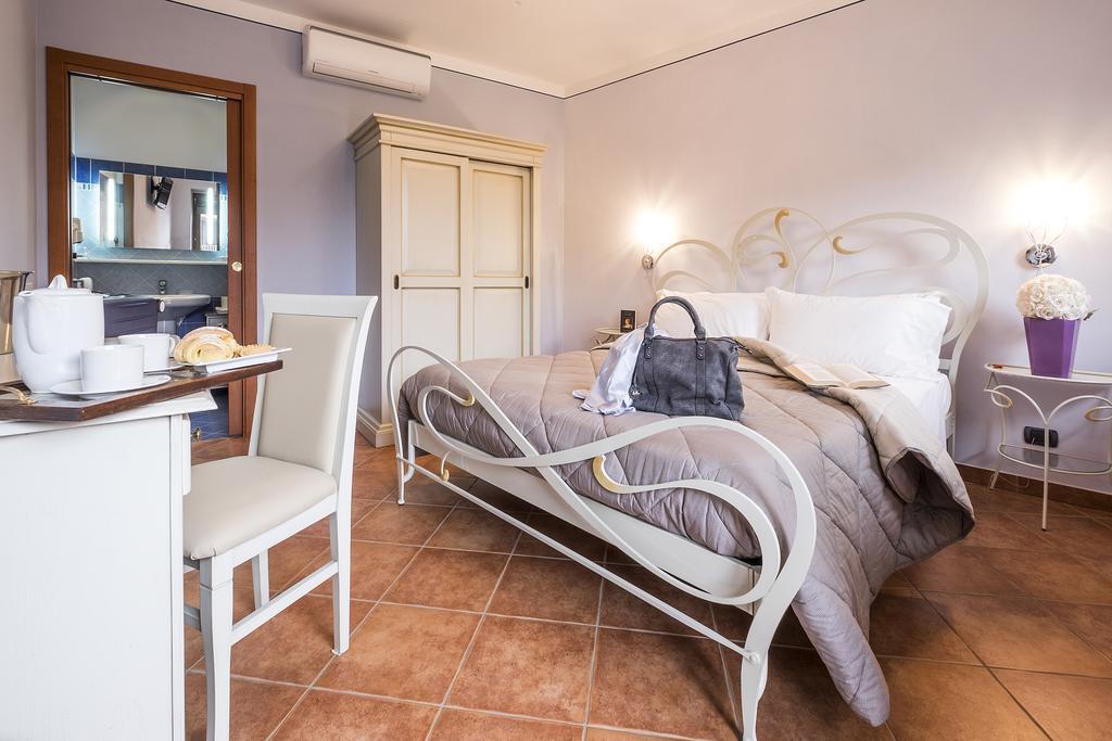 Costa Catterina B&B Castagnito Eksteriør billede