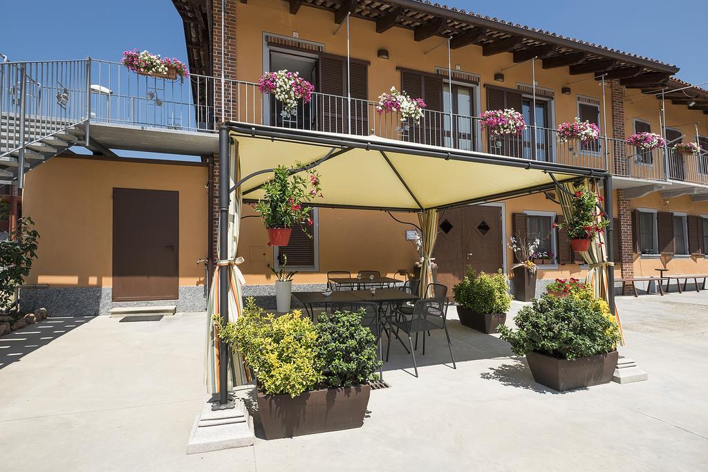 Costa Catterina B&B Castagnito Eksteriør billede